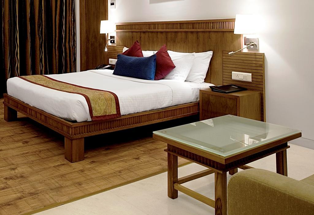 Hotel Jewel Of Chembur Мумбаї Екстер'єр фото