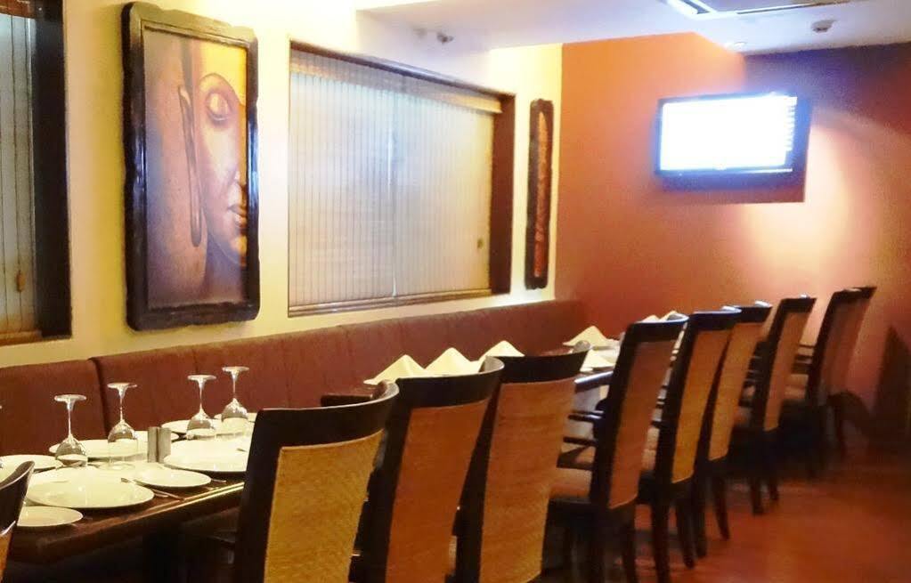 Hotel Jewel Of Chembur Мумбаї Екстер'єр фото